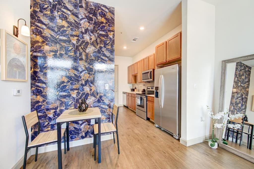 Ferienwohnung Trendy Downtown 1Bd/Freeparking/Wi-Fi/Pool Houston Exterior foto